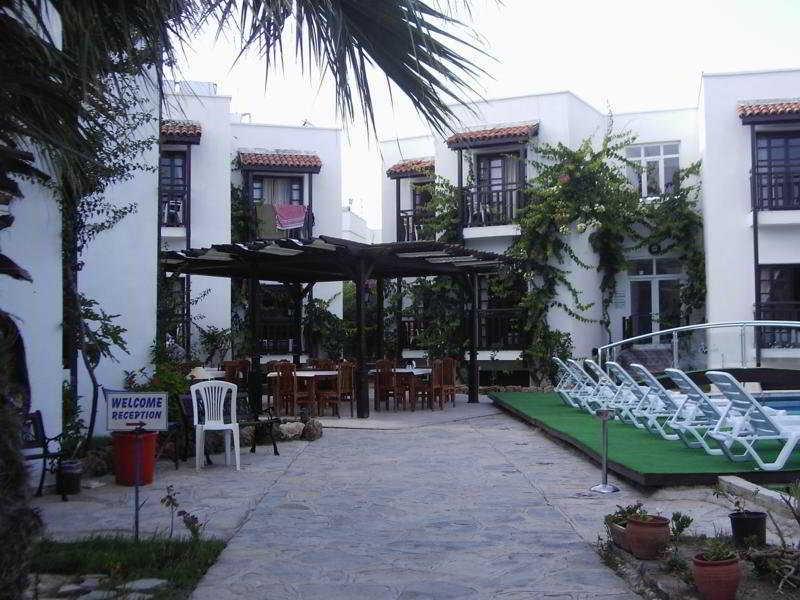 Orion Hotel Bitez Extérieur photo